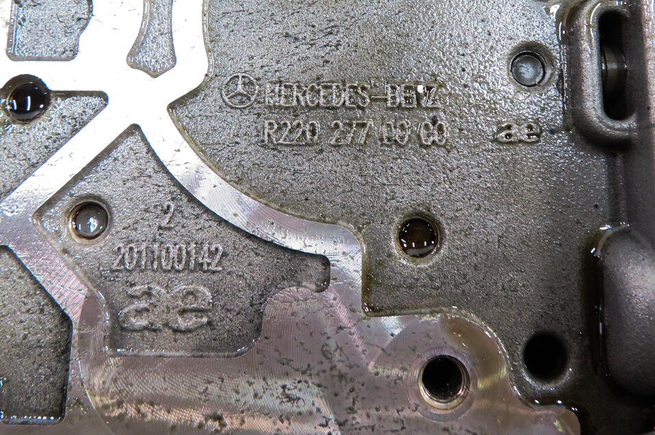 Thumbnail 8: 2013 MERCEDES GL450 GL550 ML550 (W166 X166) 722.9 TRANSMISSION VALVE BODY BLOCK