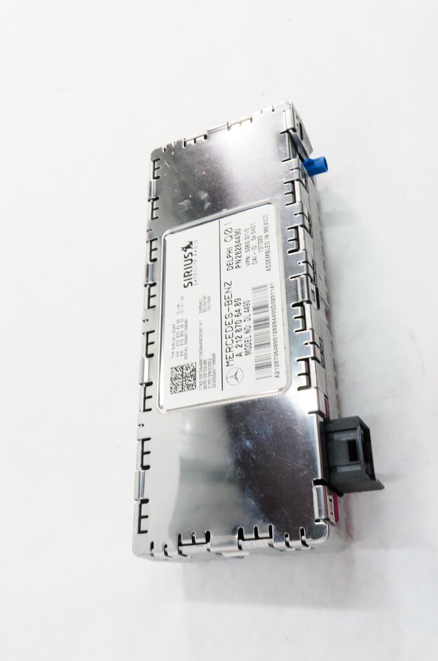 Thumbnail 3: 2013 MERCEDES GL450 (X166) SIRIUS SATELLITE RADIO CONTROL MODULE
