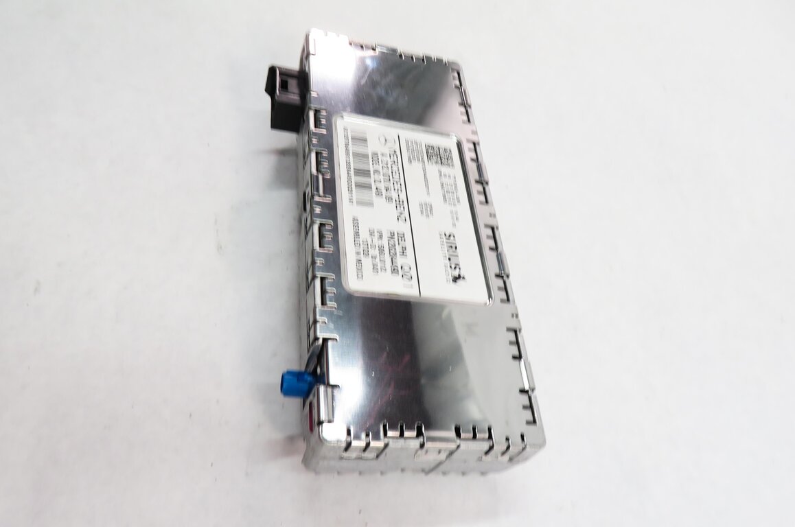 Thumbnail 4: 2013 MERCEDES GL450 (X166) SIRIUS SATELLITE RADIO CONTROL MODULE