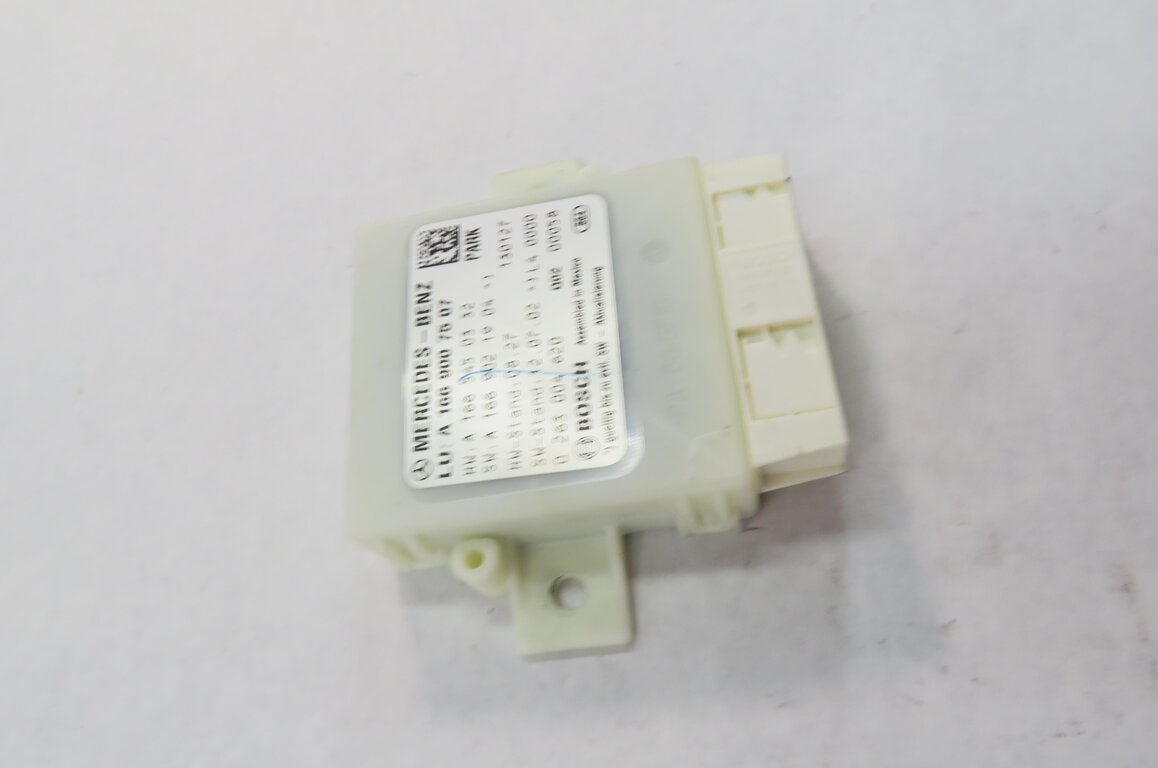 Thumbnail 3: 2013-2016 MERCEDES GL340 GL450 GL550 ML350 ML550 (W166 X166) PDC CONTROL MODULE
