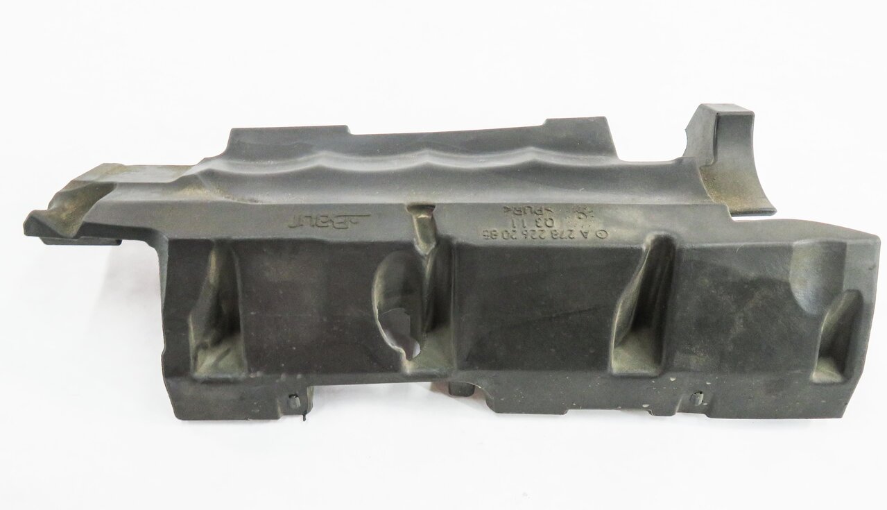 Thumbnail 5: 2013 MERCEDES GL450 (X166) AIR FILTER BOX INSULATION FOAM