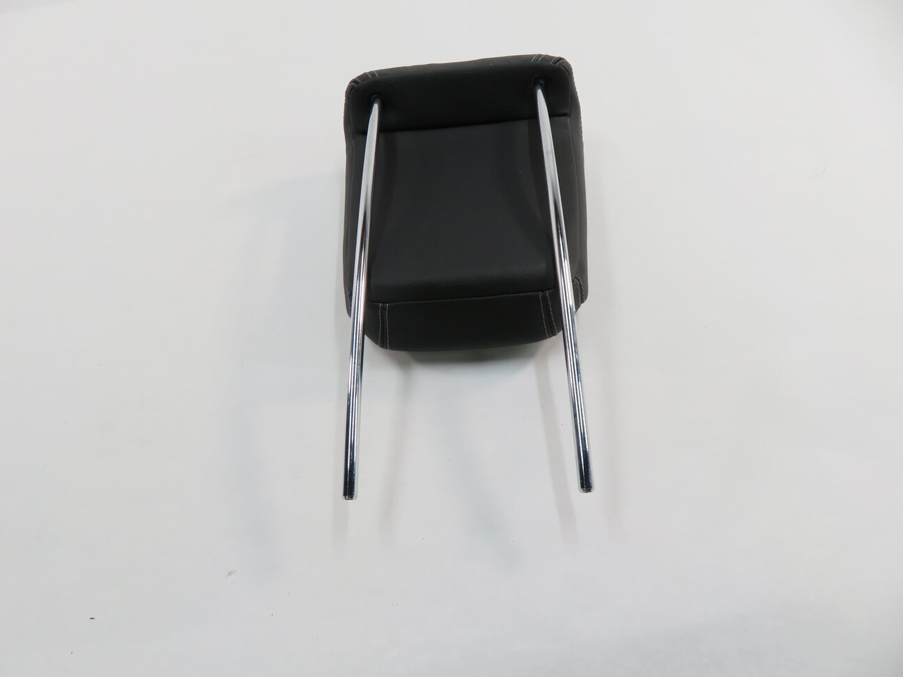 Thumbnail 7: 2013 MERCEDES GL450 (X166) REAR 3rd THIRD ROW SEAT HEADREST (BLACK LEATHER)
