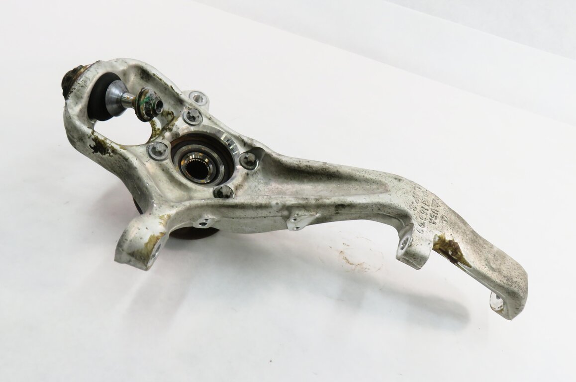 12-19 MERCEDES GL350 GL550 ML350 ML550 (W166 X166) LEFT FRONT SPINDLE KNUCKLE