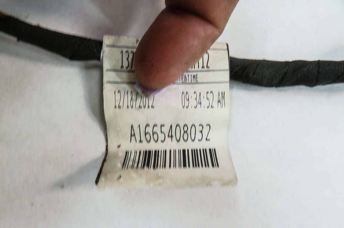 Thumbnail 6: 2013 MERCEDES GL450 (X166) FRONT PDC PARK DISTANCE SENSOR SET w/ HARNESS (WHITE)