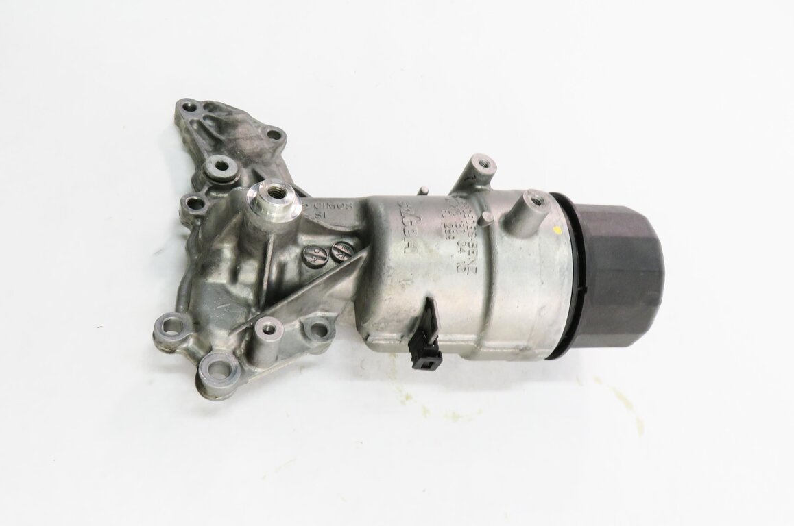 Thumbnail 4: 2013 MERCEDES GL450 (X166) 4.6L M278 TWIN TURBO ENGINE - OIL FILTER HOUSING