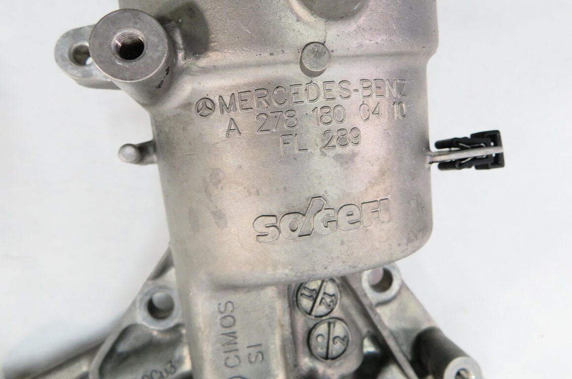 Thumbnail 8: 2013 MERCEDES GL450 (X166) 4.6L M278 TWIN TURBO ENGINE - OIL FILTER HOUSING
