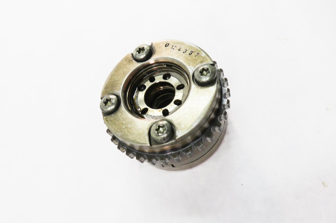 Thumbnail 4: 2013 MERCEDES GL450 (X166) 4.6L M278 ENGINE - LEFT EXHAUST CAMSHAFT TIMING GEAR