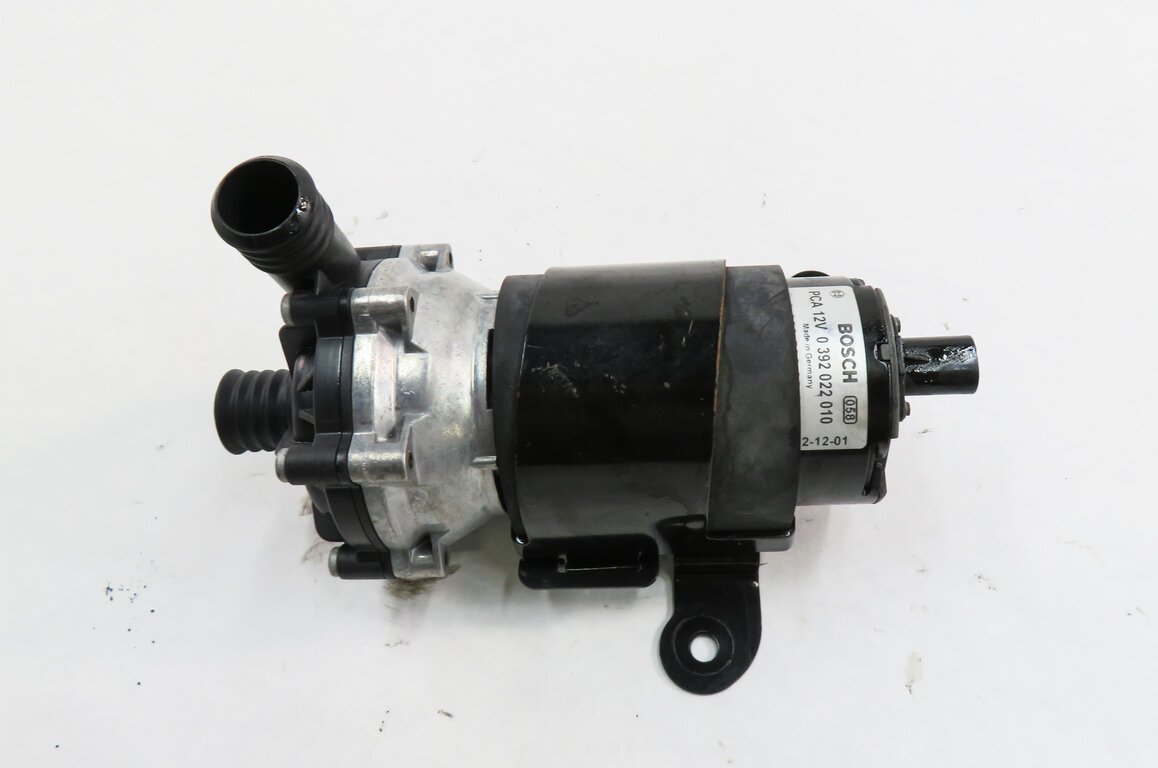 Thumbnail 5: 2013 MERCEDES GL450 (X166) 4.6L M278 TWIN TURBO ENGINE - AUXILIARY WATER PUMP