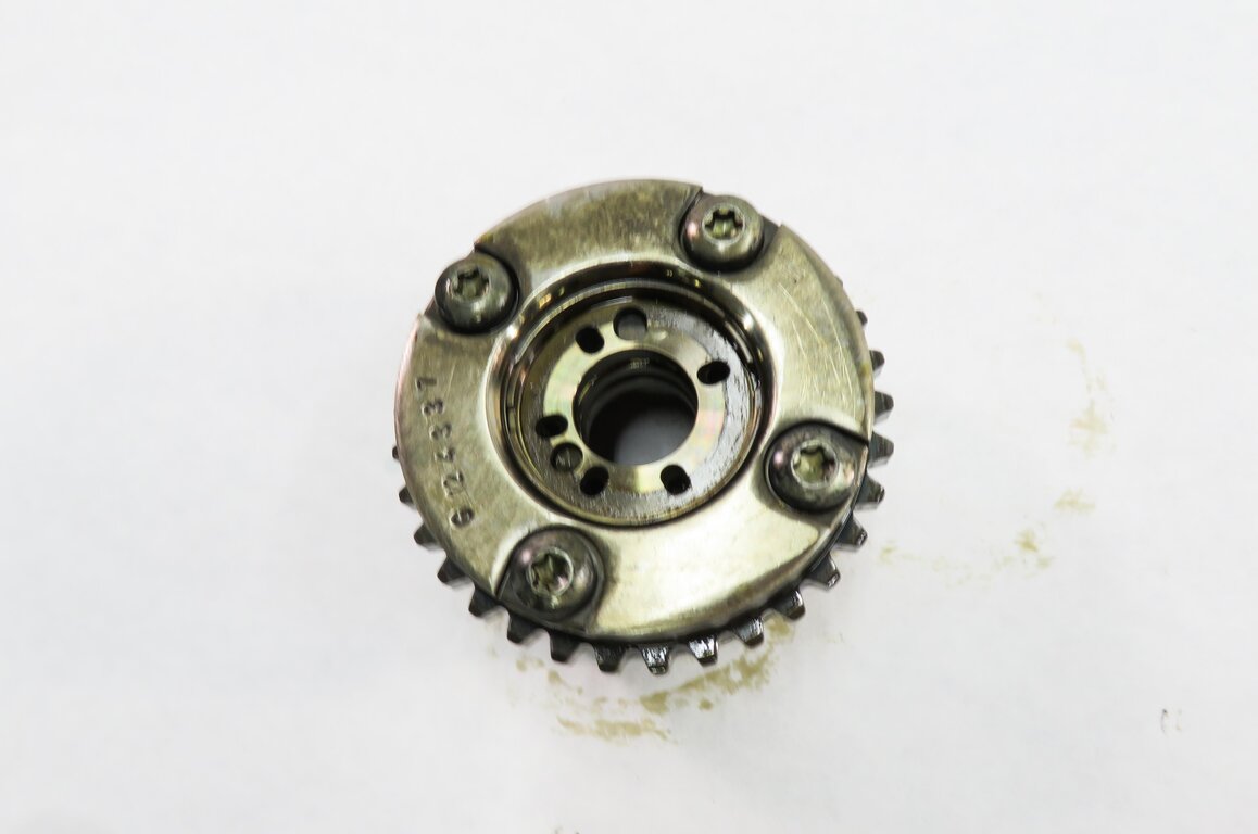 Thumbnail 4: 2013 MERCEDES GL450 (X166) 4.6L M278 ENGINE - LEFT INTAKE CAMSHAFT TIMING GEAR