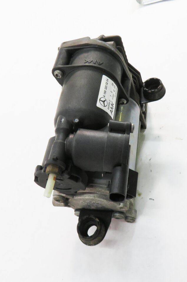 Thumbnail 4: 13-19 MERCEDES GL350 GL450 GL550 ML350 ML550 (W166 X166) SUSPENSION COMPRESSOR