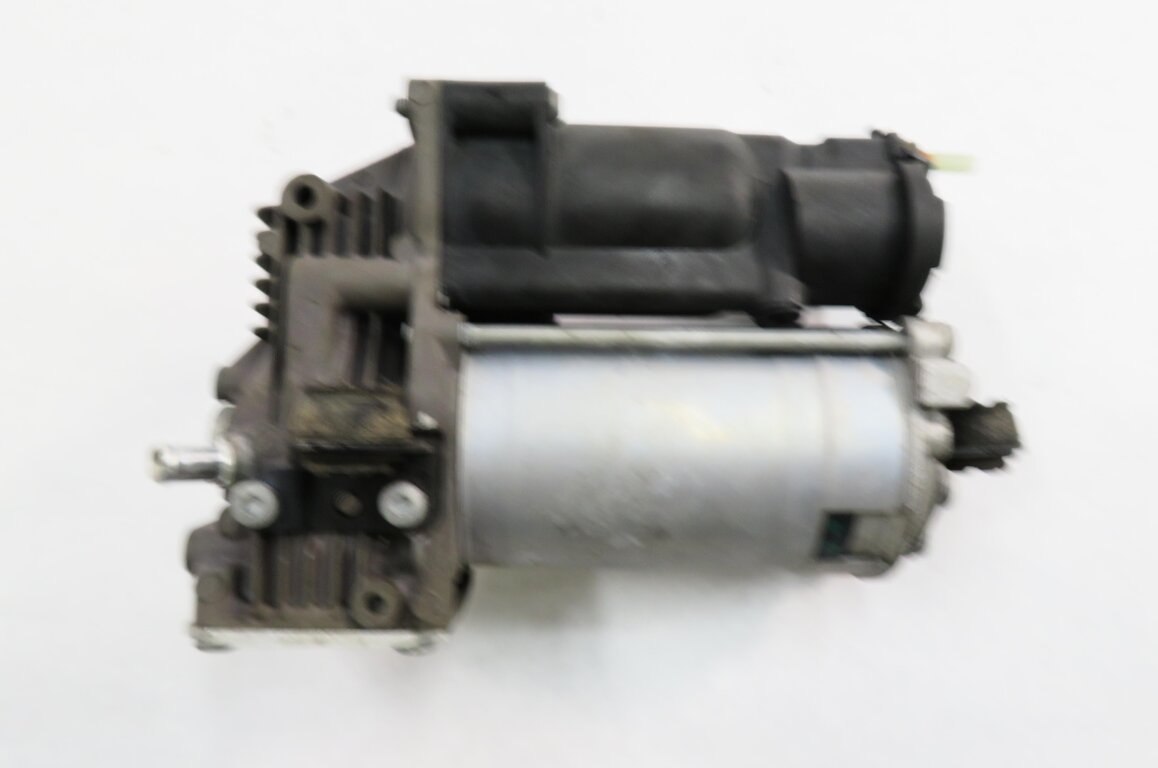 Thumbnail 7: 13-19 MERCEDES GL350 GL450 GL550 ML350 ML550 (W166 X166) SUSPENSION COMPRESSOR