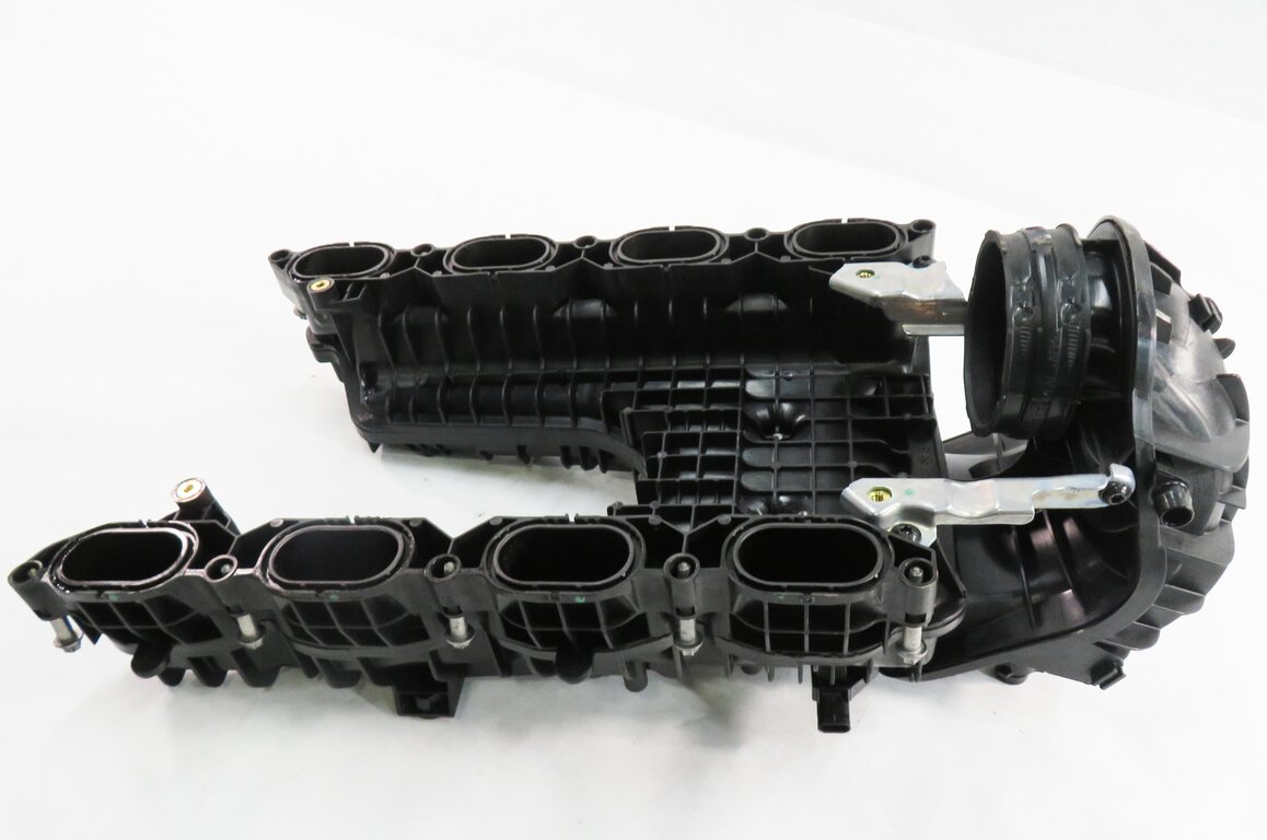 Thumbnail 7: 11-20 MERCEDES CL550 E550 GL450 GL550 GLS550 S550 SL550 - 4.6L INTAKE MANIFOLD