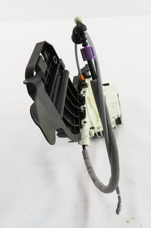 Thumbnail 4: 11-19 MERCEDES E350 GL350 GL450 GL550 CLK250 GLK350 ML350 - LEFT REAR DOOR LATCH