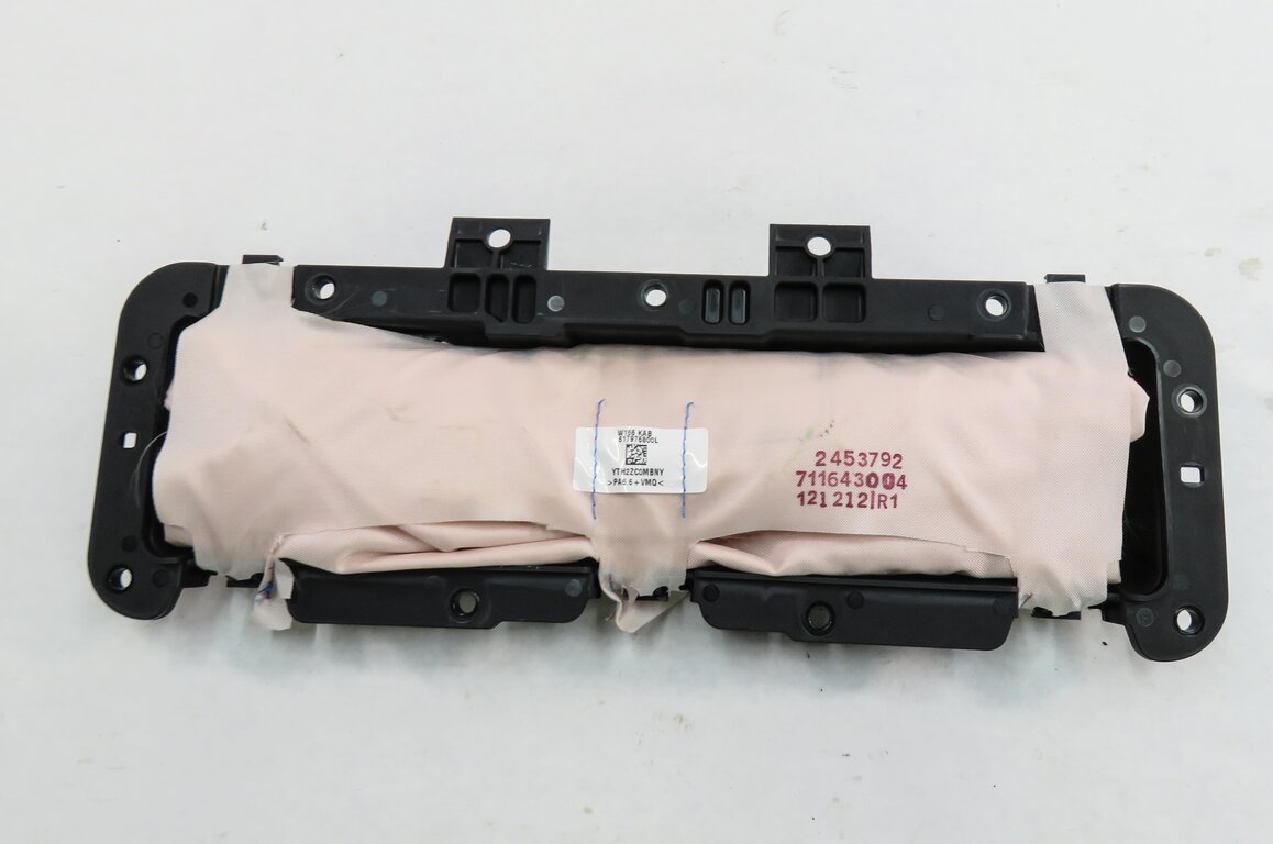 Thumbnail 2: 12-19 MERCEDES GL350 GL450 GL550 ML350 ML550 GLE (W166 X166) DRIVER KNEE AIRBAG