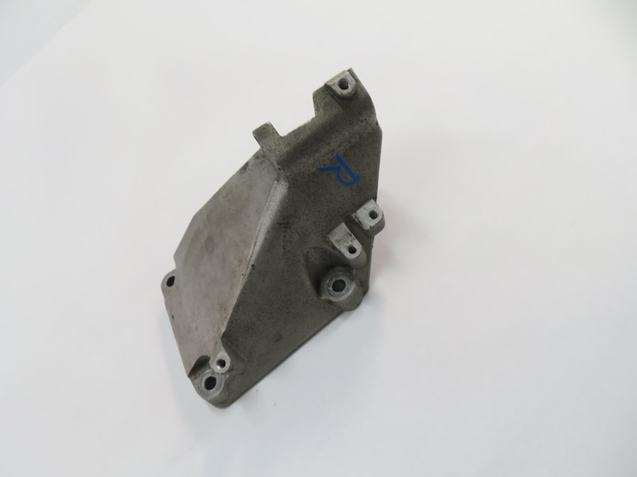 2013 MERCEDES GL450 (X166) 4.6L M278 ENGINE - RIGHT MOTOR MOUNT BRACKET
