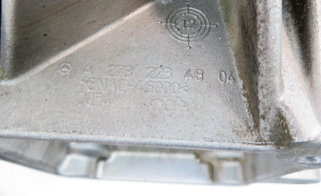 Thumbnail 7: 2013 MERCEDES GL450 (X166) 4.6L M278 ENGINE - RIGHT MOTOR MOUNT BRACKET