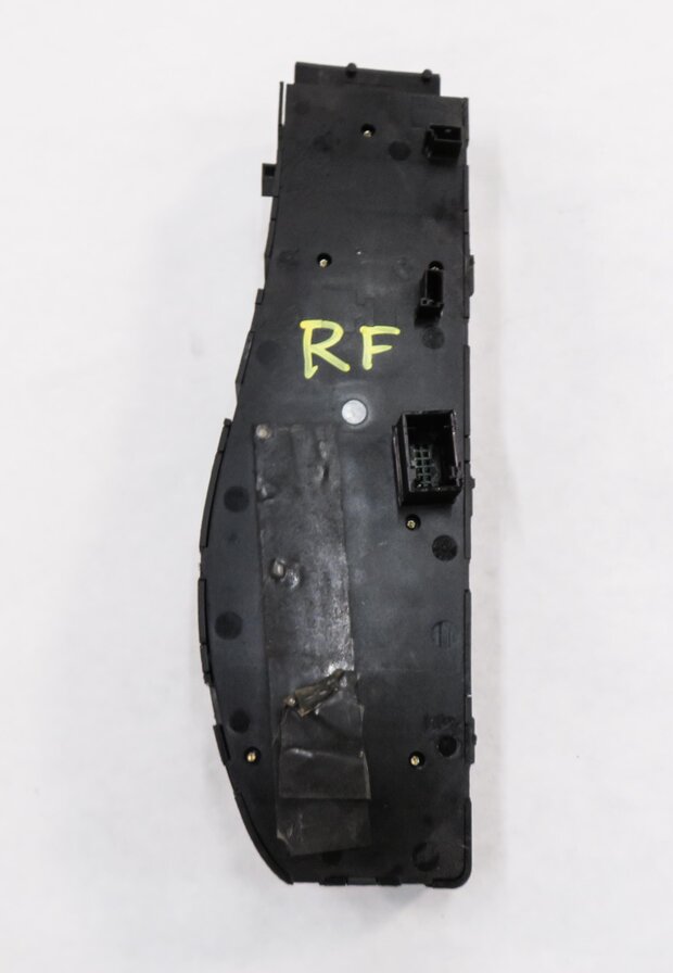 Thumbnail 9: 2006 RANGE ROVER (L322) RIGHT FRONT PASSENGER SEAT ADJUSTMENT SWITCH BUTTON