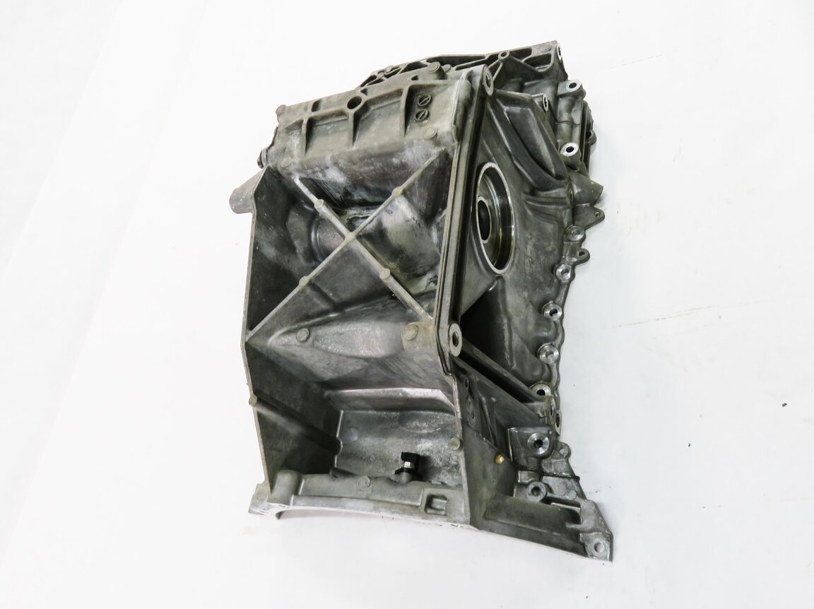 Thumbnail 4: 2006-2009 RANGE ROVER (L322) 4.2L SUPERCHARGED / 4.4L V8 ENGINE - OIL PAN