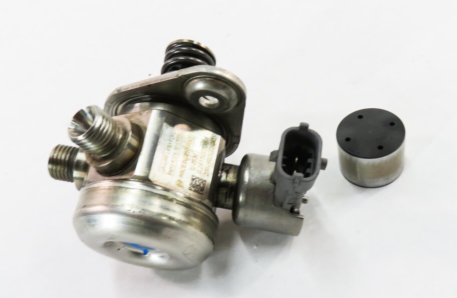Thumbnail 2: 10-17 LR4 RANGE ROVER SPORT (L322 L320 L405 L494) 3.0L 5.0L MECHANICAL FUEL PUMP