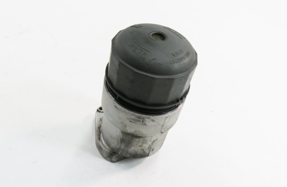 Thumbnail 1: 2012 RANGE ROVER SPORT (L320) 5.0L SUPERCHARGED ENGINE - OIL FILTER HOUSING