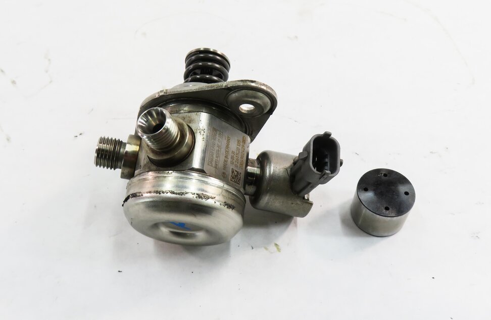 Thumbnail 2: 10-17 LR4 RANGE ROVER SPORT (L322 L320 L405 L494) 3.0L 5.0L MECHANICAL FUEL PUMP