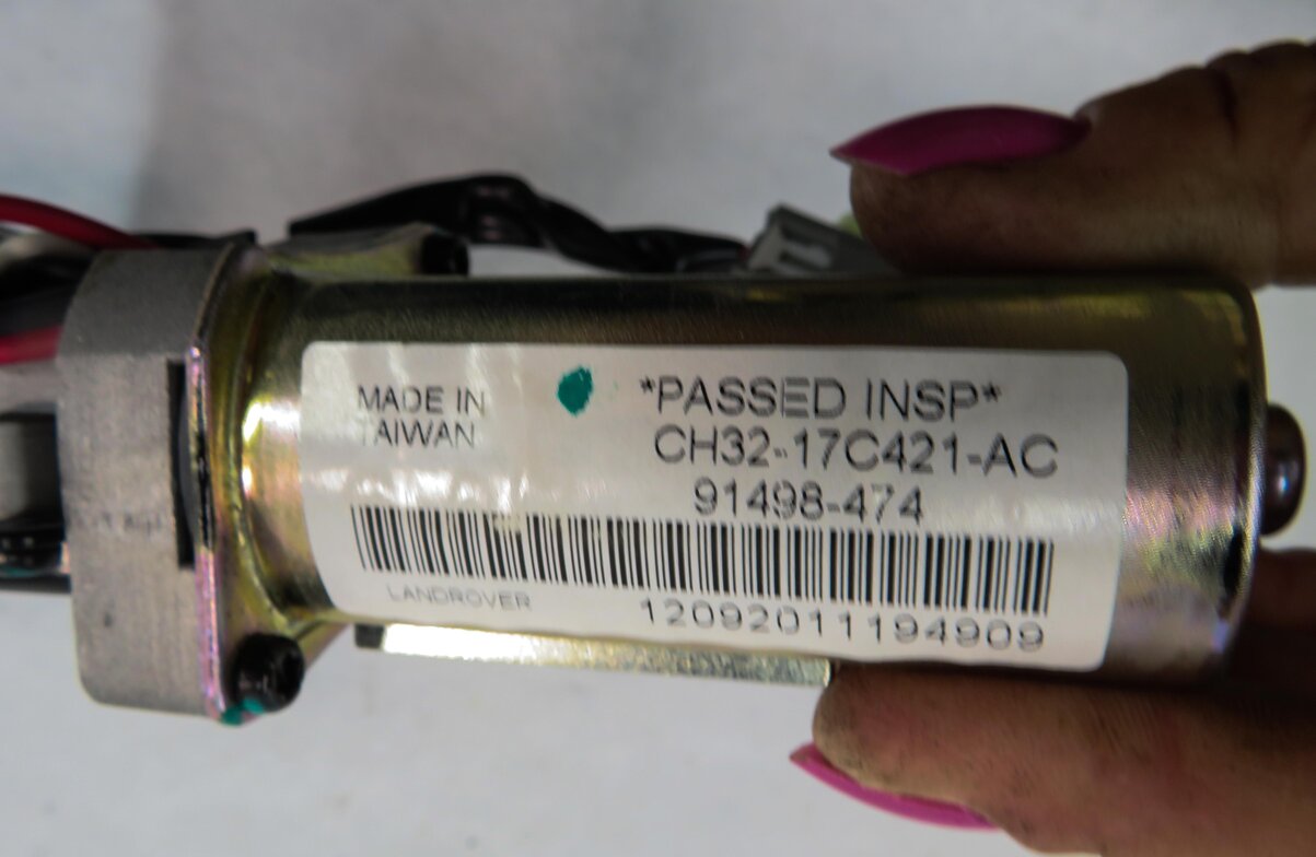 Thumbnail 6: 2012-2013 RANGE ROVER SPORT (L320) REAR WIPER MOTOR