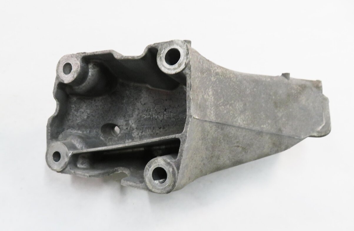 Thumbnail 6: 2012 RANGE ROVER SPORT (L320) 5.0L SUPERCHARGED ENGINE - MOTOR MOUNT BRACKET SET
