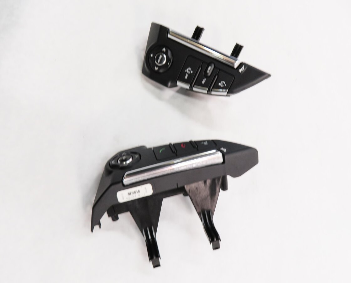 Thumbnail 4: 2012 RANGE ROVER SPORT (L320) HEATED STEERING WHEEL SWITCH BUTTON SET-2