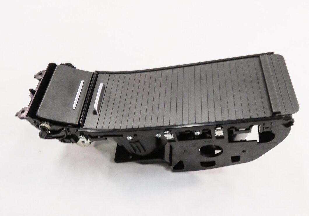 Thumbnail 5: 2012 RANGE ROVER SPORT (L320) FRONT CENTER CONSOLE CUP HOLDER w/o INSERTS
