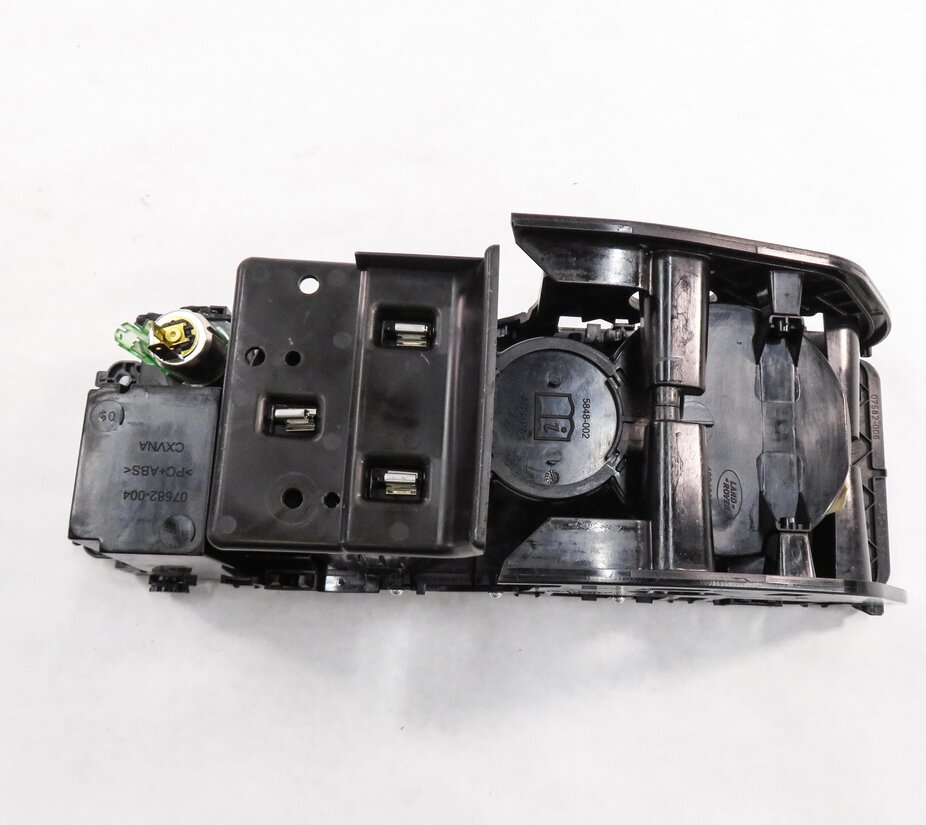 Thumbnail 7: 2012 RANGE ROVER SPORT (L320) FRONT CENTER CONSOLE CUP HOLDER w/o INSERTS
