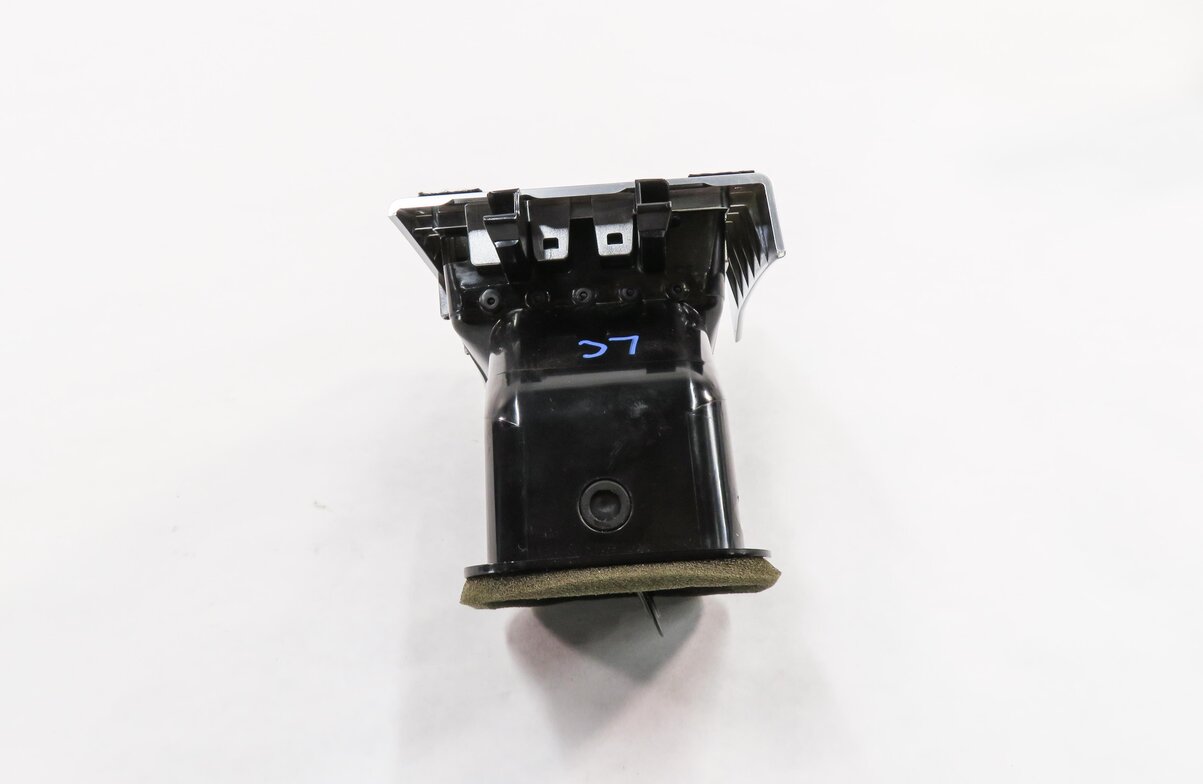Thumbnail 5: 2012 RANGE ROVER SPORT (L320) LEFT DRIVER CENTER DASH HEATER A/C AIR VENT