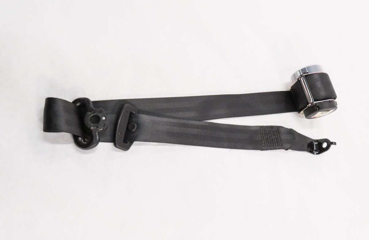 Thumbnail 4: 2012 RANGE ROVER SPORT (L320) REAR 2nd ROW SEAT - LEFT SEATBELT RETRACTOR BLACK