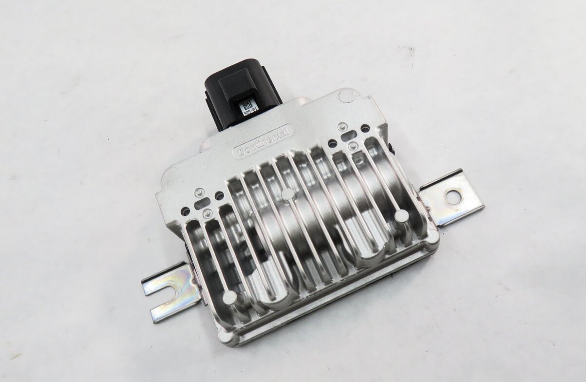 Thumbnail 1: 2010-2015 LR2 LR4 EVOQUE RANGE ROVER SPORT (L320 L538) FUEL PUMP CONTROL MODULE