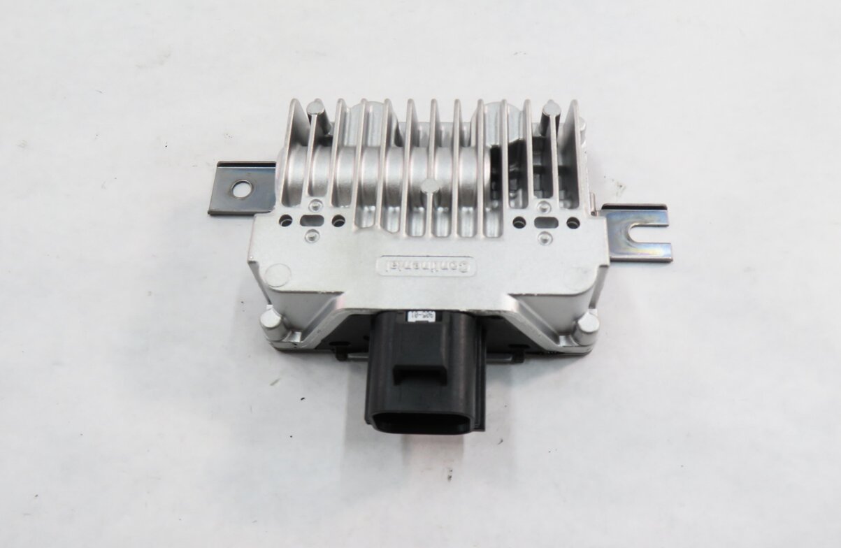 Thumbnail 5: 2010-2015 LR2 LR4 EVOQUE RANGE ROVER SPORT (L320 L538) FUEL PUMP CONTROL MODULE
