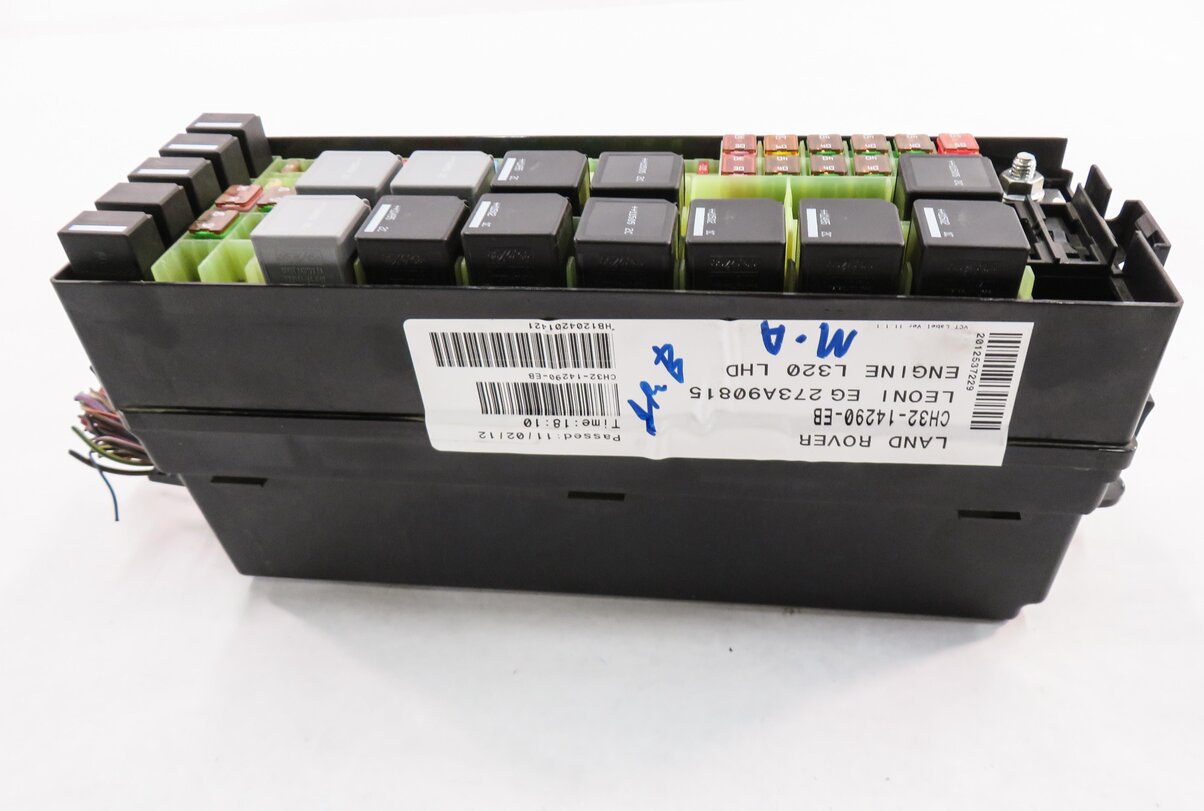 Thumbnail 7: 2010-2013 RANGE ROVER SPORT (L320) 5.0L AJ133 SUPERCHARGED V8 ENGINE FUSE BOX