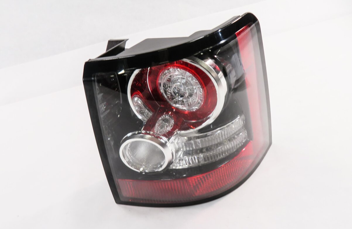 Thumbnail 1: 2012-2013 RANGE ROVER SPORT (L320) RIGHT PASSENGER TAILLIGHT BRAKE LIGHT LAMP