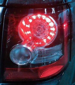 Thumbnail 2: 2012-2013 RANGE ROVER SPORT (L320) RIGHT PASSENGER TAILLIGHT BRAKE LIGHT LAMP