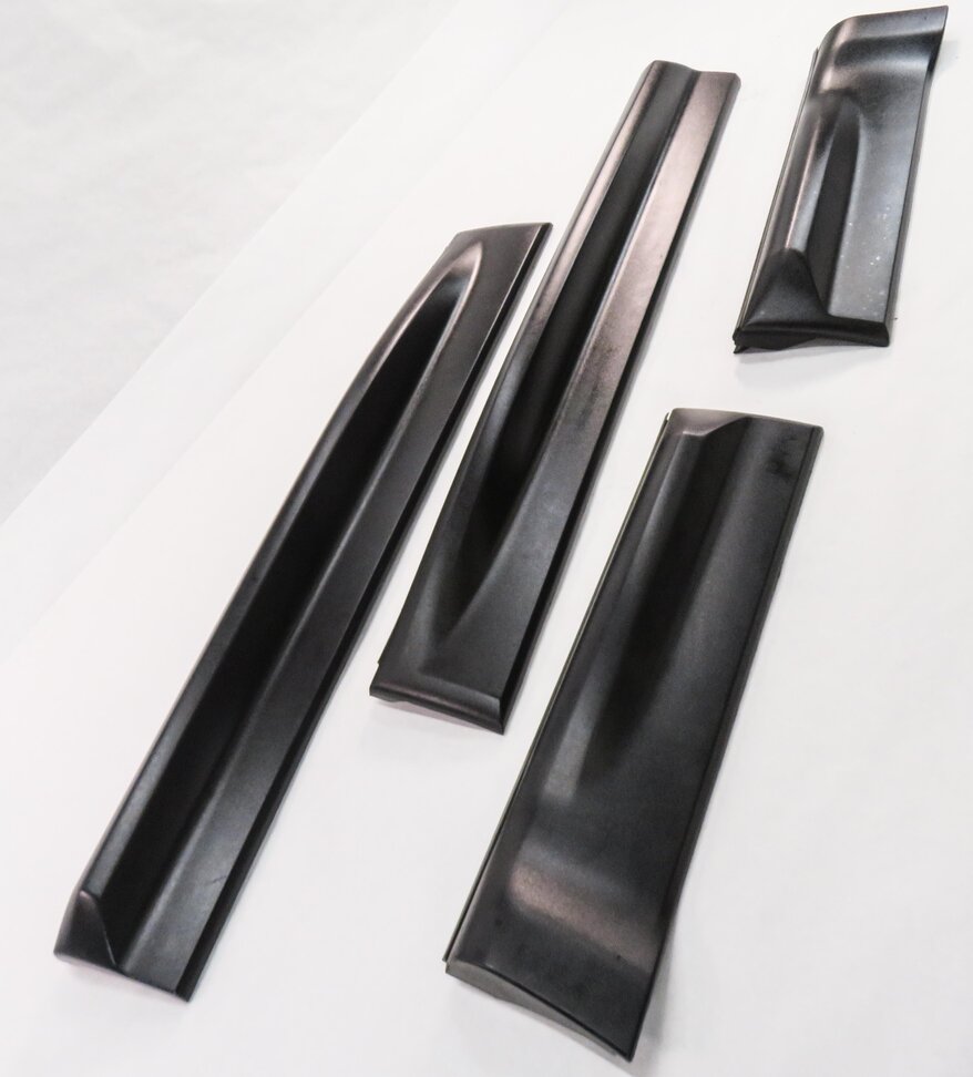 Thumbnail 2: 2012 RANGE ROVER SPORT (L320) FRONT & REAR DOOR RUNNER TRIM MOULDING SET-4