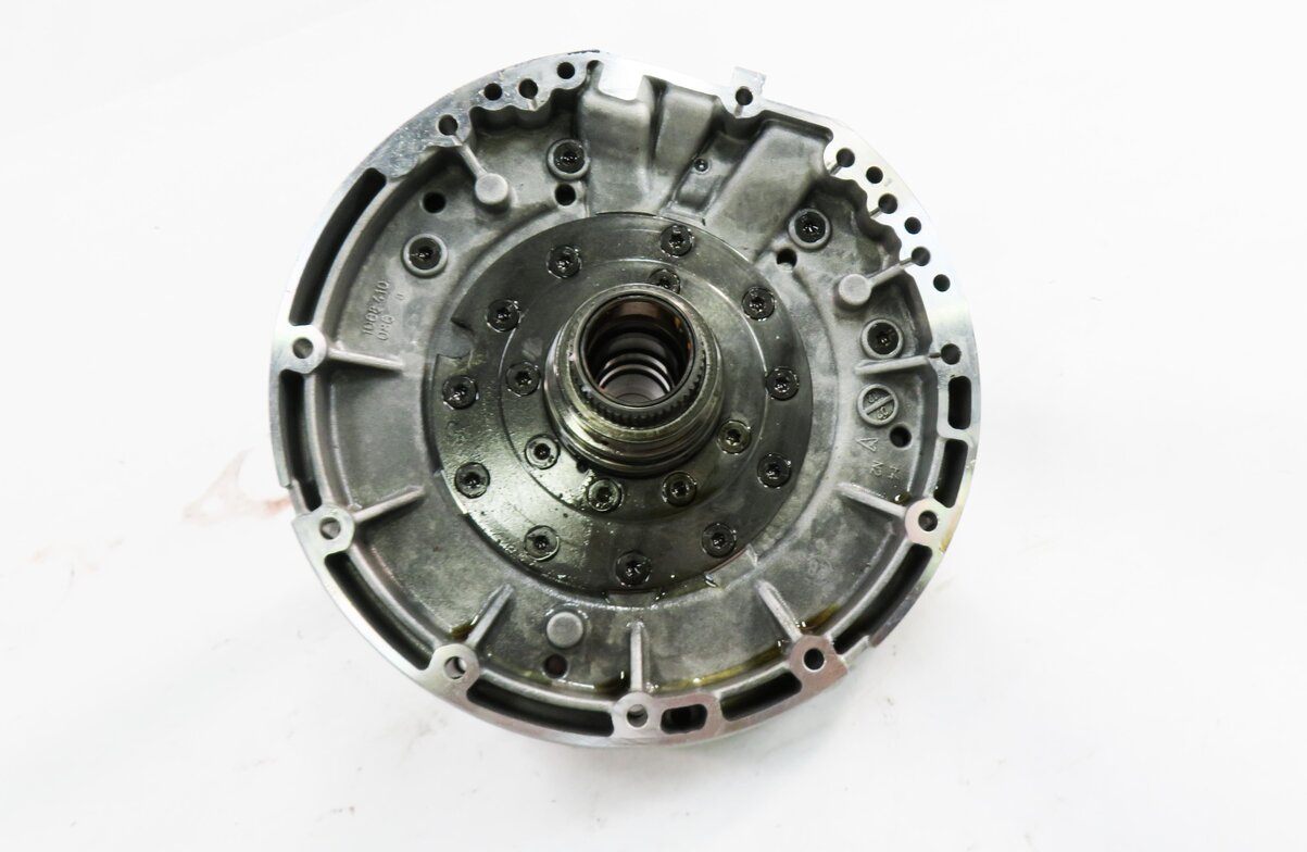 Thumbnail 1: 12-13 RANGE ROVER SPORT (L320 L322) 5.0L SUPERCHARGED - TRANSMISSION OIL PUMP