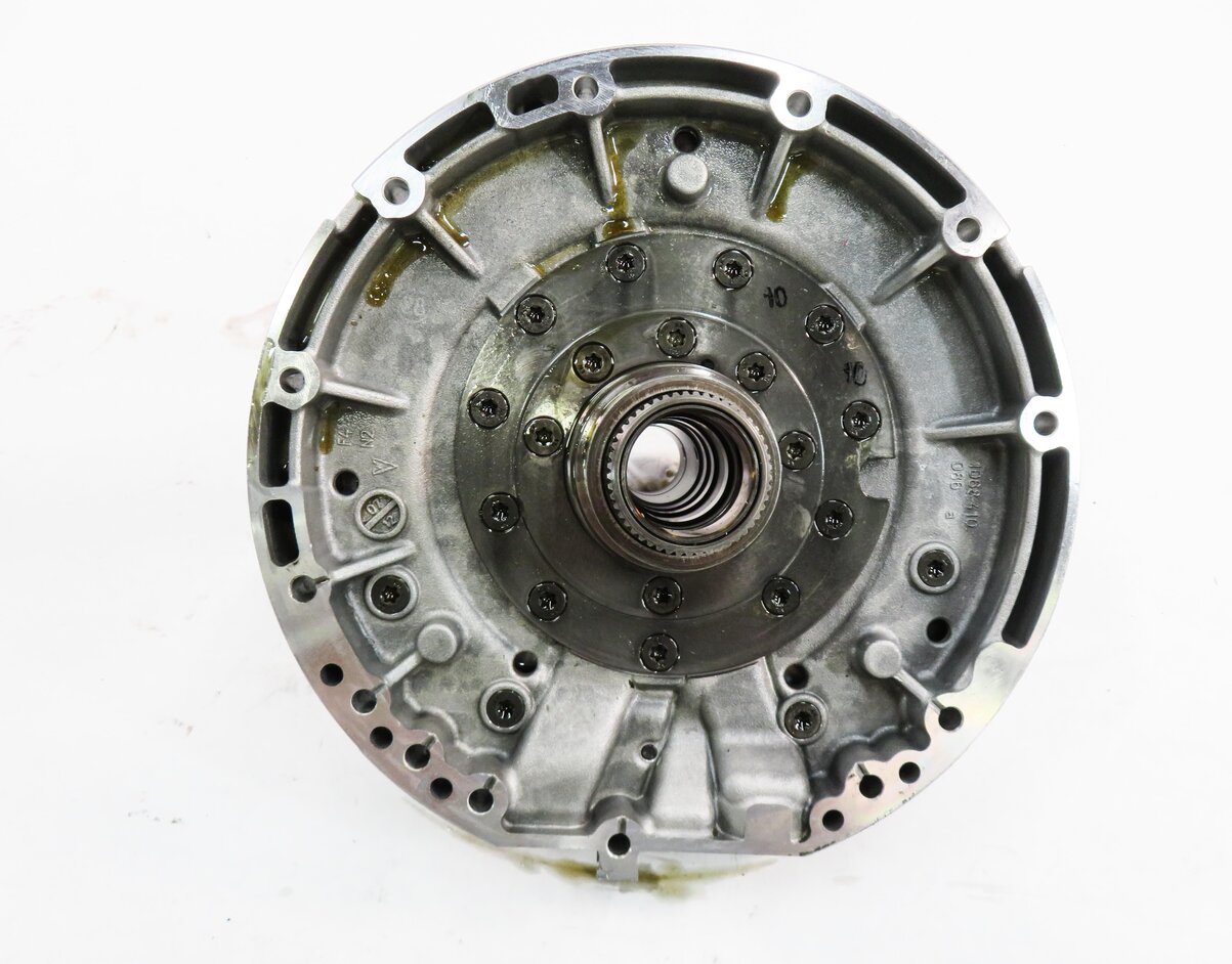 Thumbnail 5: 12-13 RANGE ROVER SPORT (L320 L322) 5.0L SUPERCHARGED - TRANSMISSION OIL PUMP