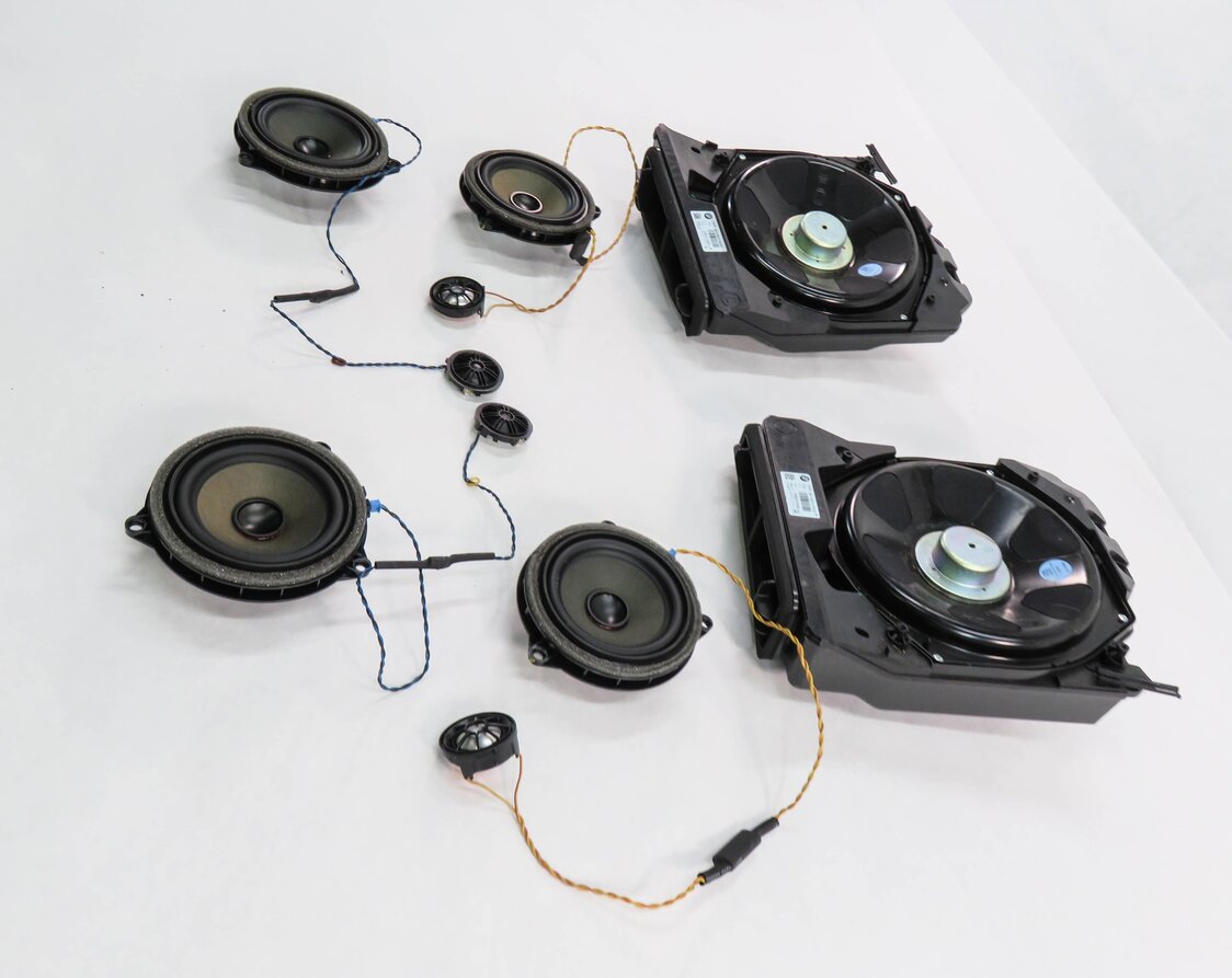 Thumbnail 9: 2015 BMW 335i (F30) RADIO STEREO SUB SUBWOOFER TWEETER SPEAKER SET-10