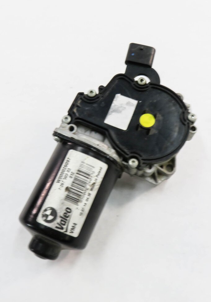 12-19 BMW 320i 328i 330i 335i 340i 428i 430i 435i 440i M3 M4 - FRONT WIPER MOTOR