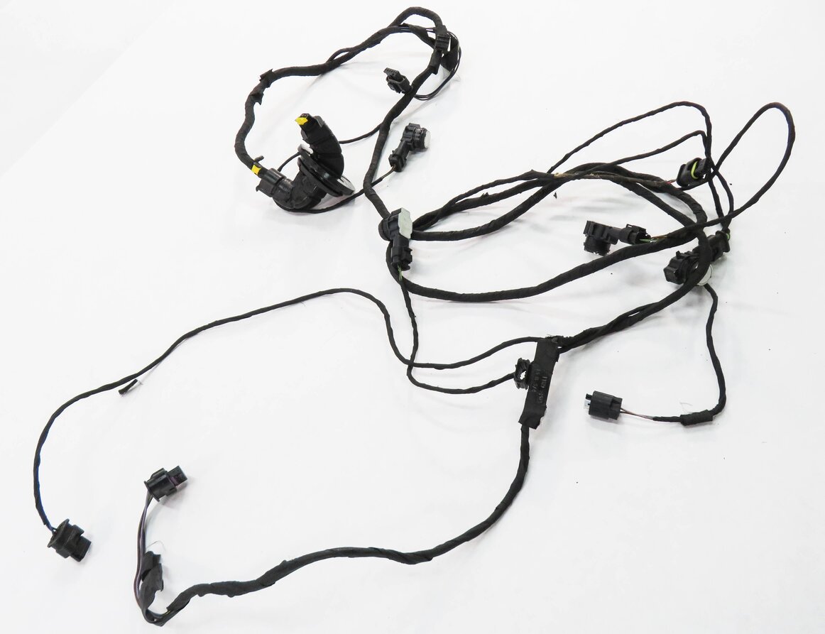 Thumbnail 3: 2015 BMW 335i (F30) REAR PDC PARK DISTANCE SENSOR SET w/ HARNESS (ALPINE WHITE)
