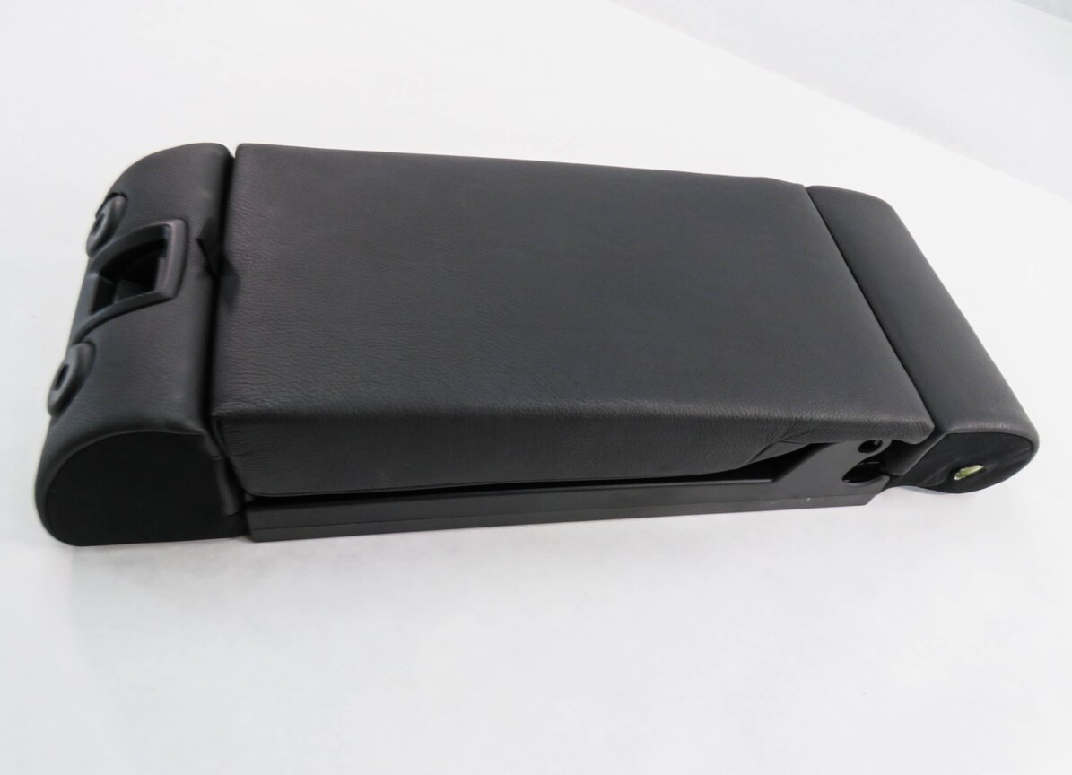 Thumbnail 3: 2015 BMW 335i (F30) REAR SEAT CENTER CONSOLE ARMREST LID w/ CUP HOLDER (BLACK)