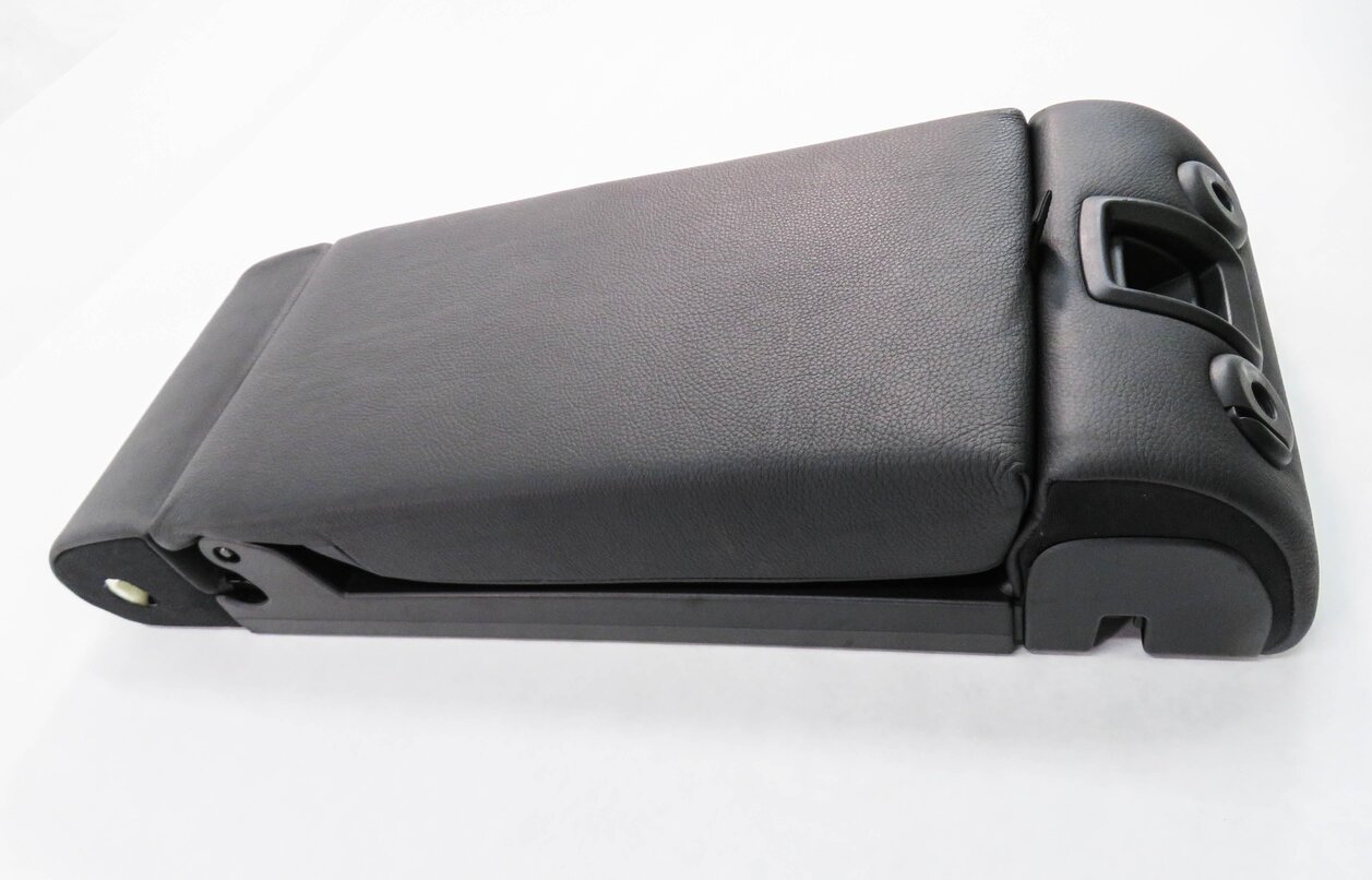 Thumbnail 4: 2015 BMW 335i (F30) REAR SEAT CENTER CONSOLE ARMREST LID w/ CUP HOLDER (BLACK)