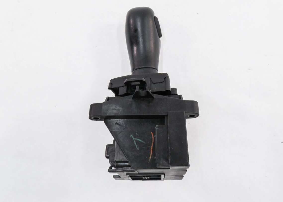 Thumbnail 6: 2013-2020 BMW 228i 230i 235i 328i 330i 335i 340i 428i 435i - SPORT GEAR SHIFTER