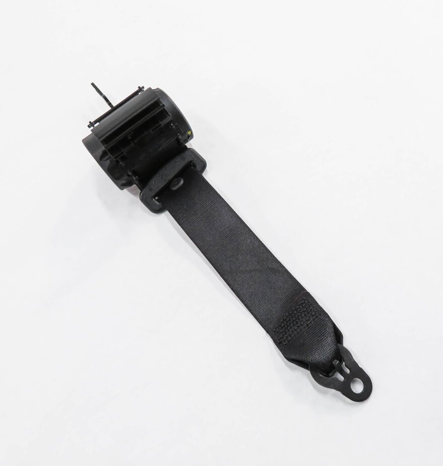 Thumbnail 1: 2015 BMW 335i (F30) REAR SEAT - RIGHT SEATBELT RETRACTOR (BLACK)