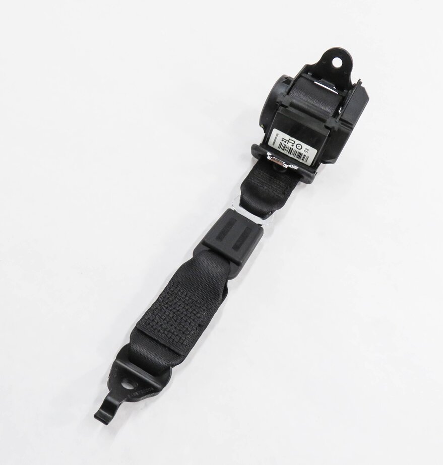 Thumbnail 1: 2015 BMW 335i (F30) REAR SEAT - CENTER SEATBELT RETRACTOR (BLACK)
