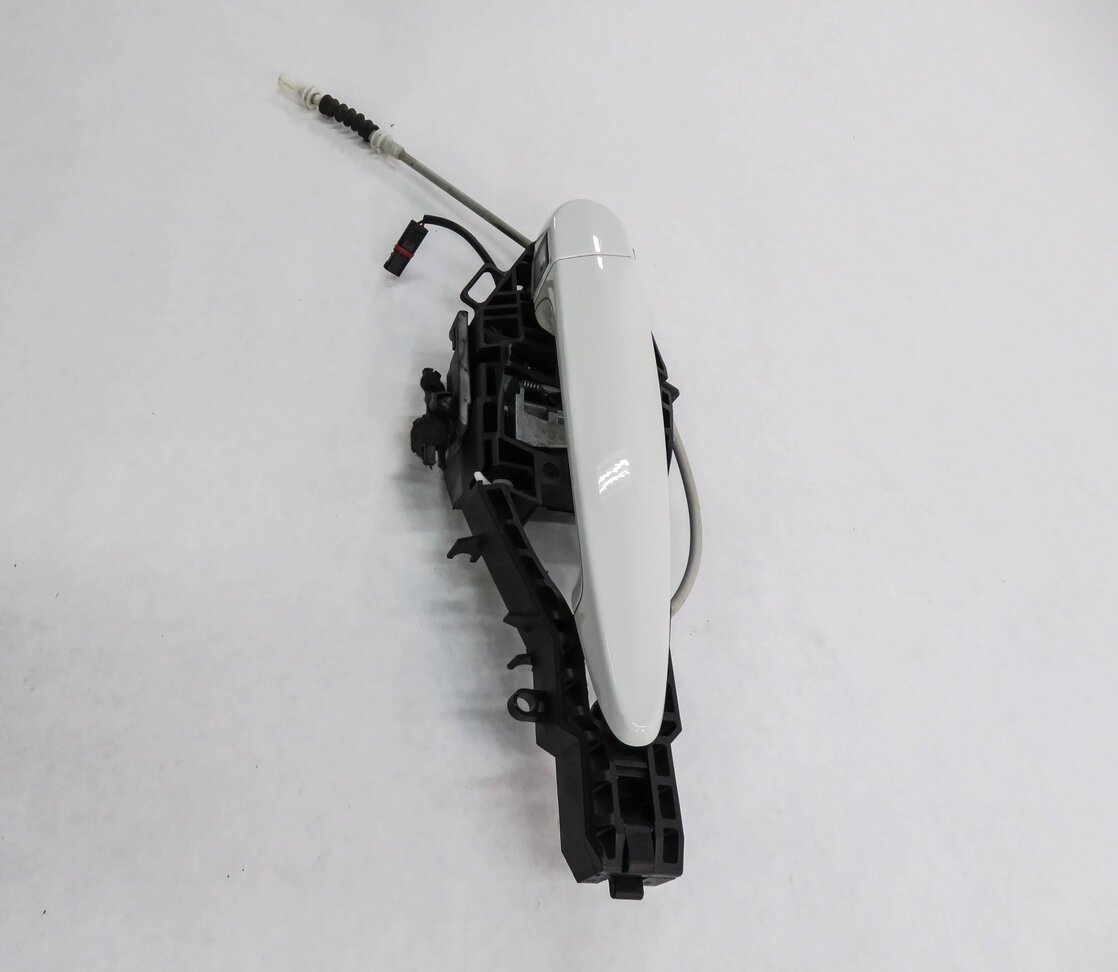 Thumbnail 4: 12-19 BMW 228i 328i 330i 335i (F30 F31 F32 F33) RIGHT REAR DOOR HANDLE (WHITE)