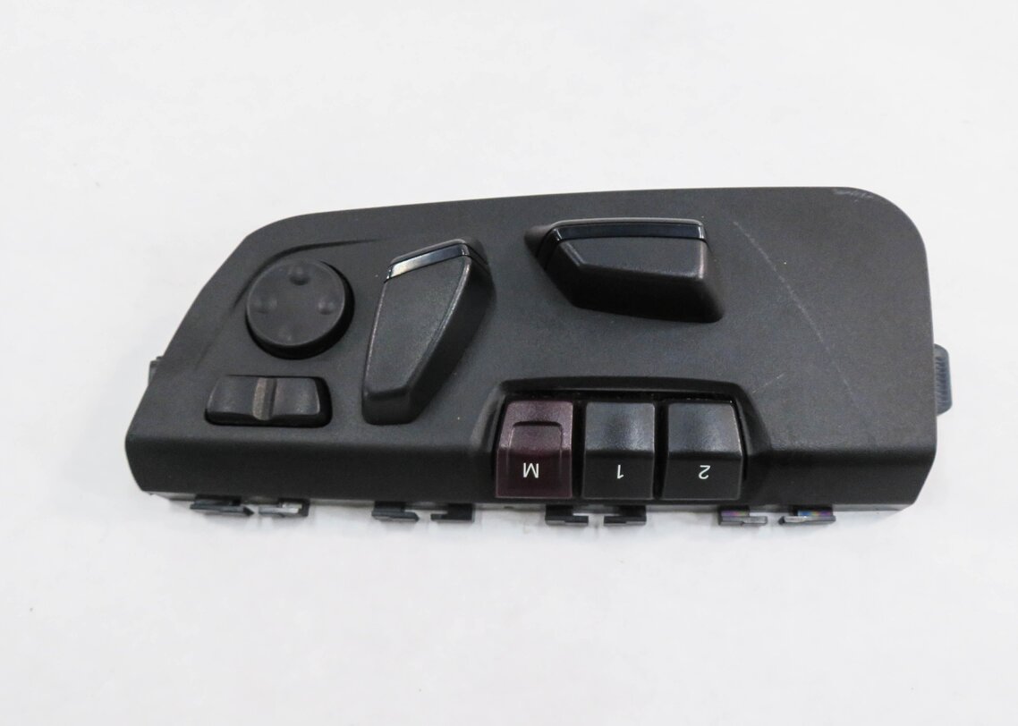 Thumbnail 5: 2015 BMW 335i (F30) LEFT FRONT DRIVER MEMORY SEAT SWITCH BUTTON CONTROL